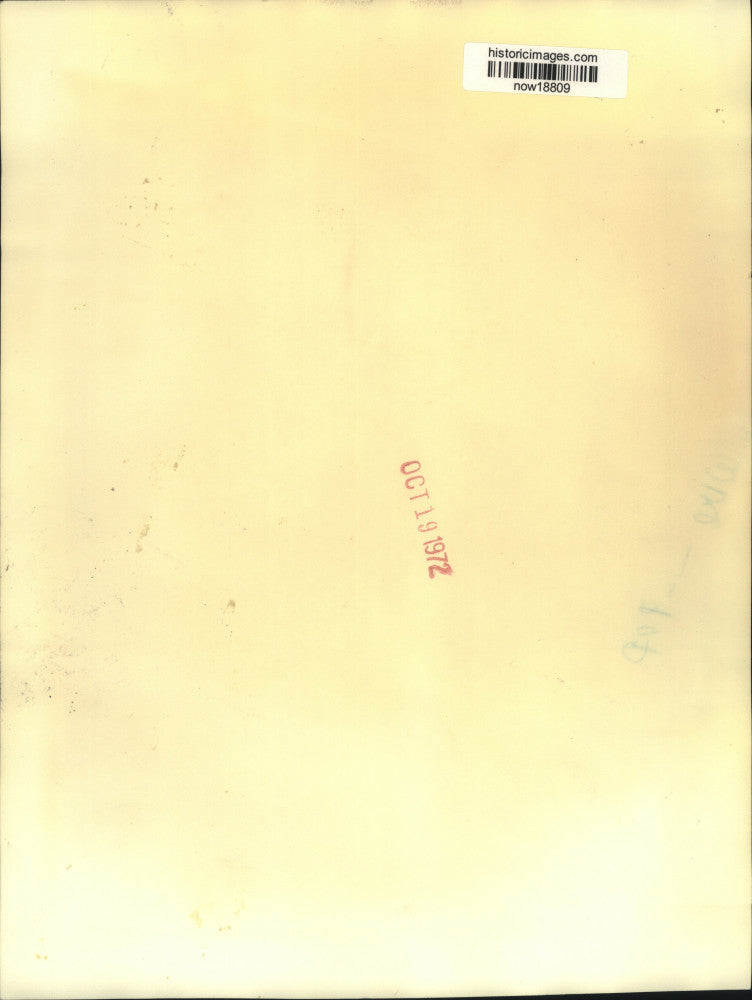 1972 Press Photo Nguyen Thanh Le gestures during Paris news conference