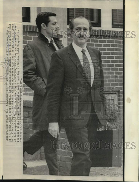1971 Press Photo Dr. Albert LaVerne leaves court martial trial of Lt. Calley.