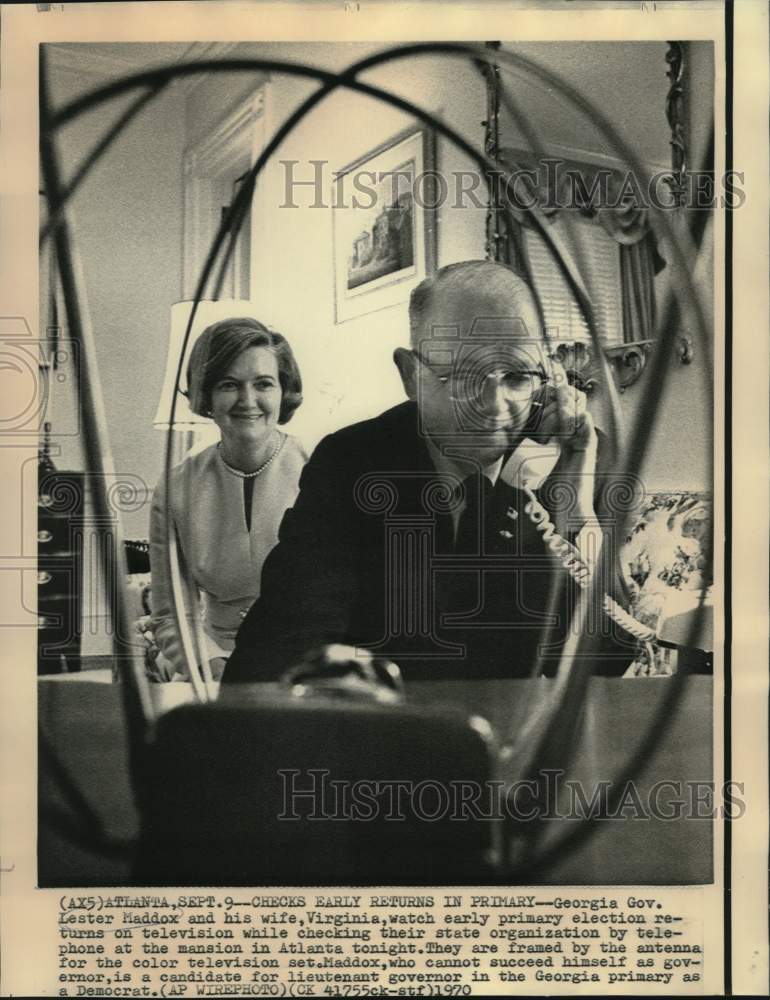 1970 Press Photo Georgia Governor Maddox and wife watch election returns on TV