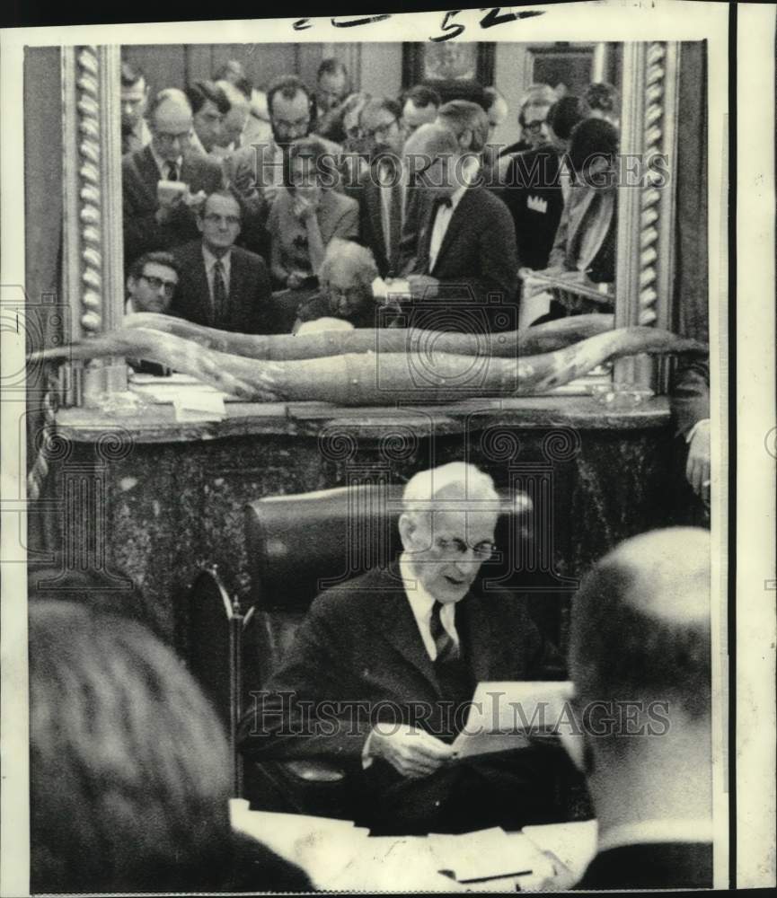1963 Press Photo House Speaker John W. McCormick addressing newsmen - now19083