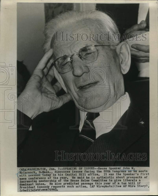 1963 Press Photo House Speaker John McCormack with newsmen at Capitol Hill
