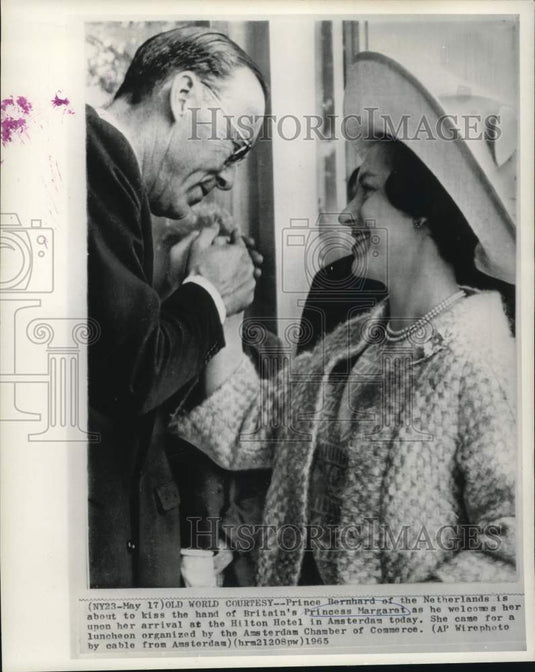 1965 Press Photo Netherlands' Prince Bernhard welcomes Princess Margaret