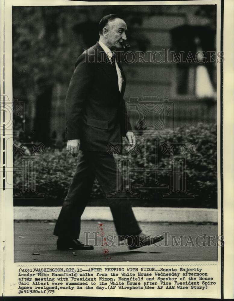 1973 Press Photo Senate Majority Leader Mike Mansfield leaves White House