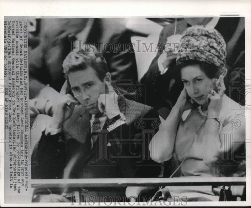 Load image into Gallery viewer, 1965 Press Photo Princess Margaret and Lord Snowdon shut out noises at U.N.
