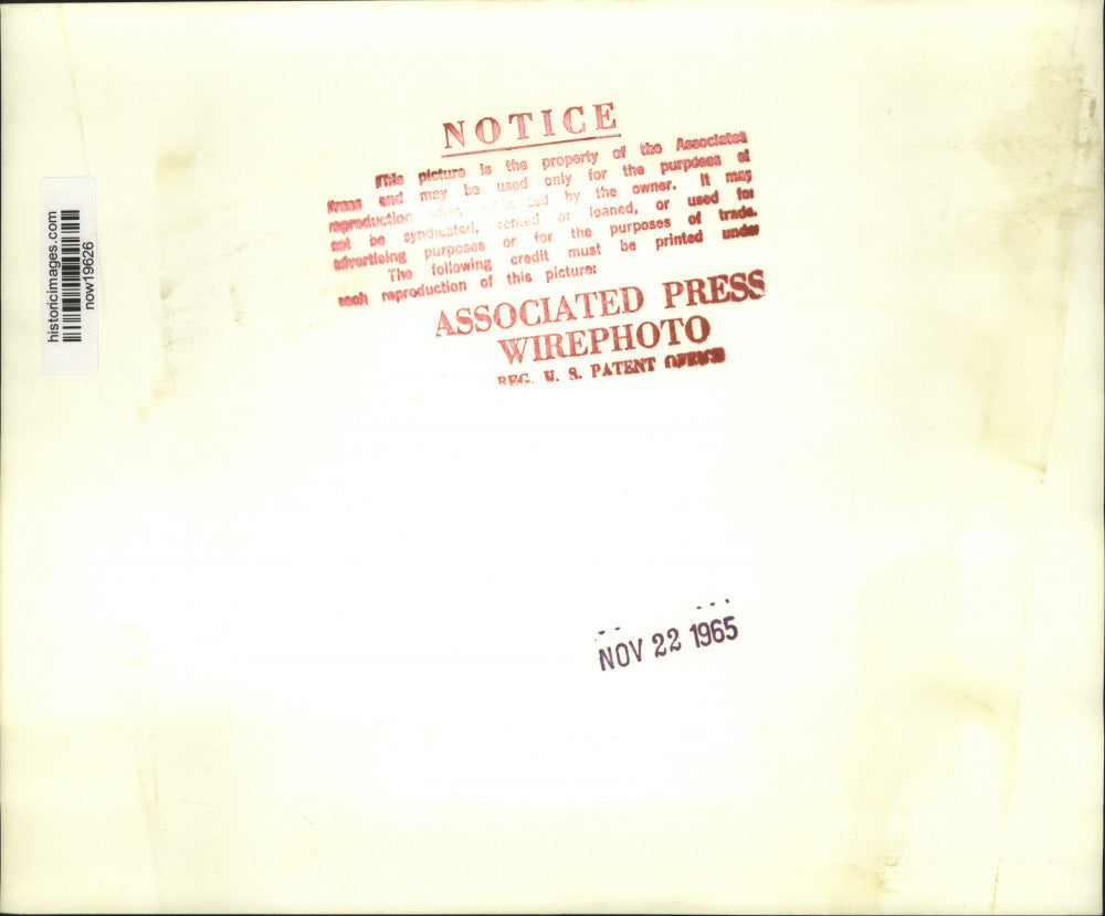 1965 Press Photo Princess Margaret and Lord Snowdon shut out noises at U.N.