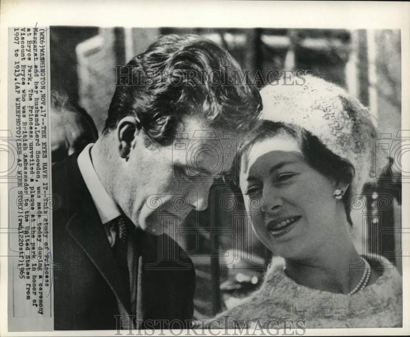 Load image into Gallery viewer, 1965 Press Photo Princess Margaret and Lord Snowdon at Bryce Park unveiling.
