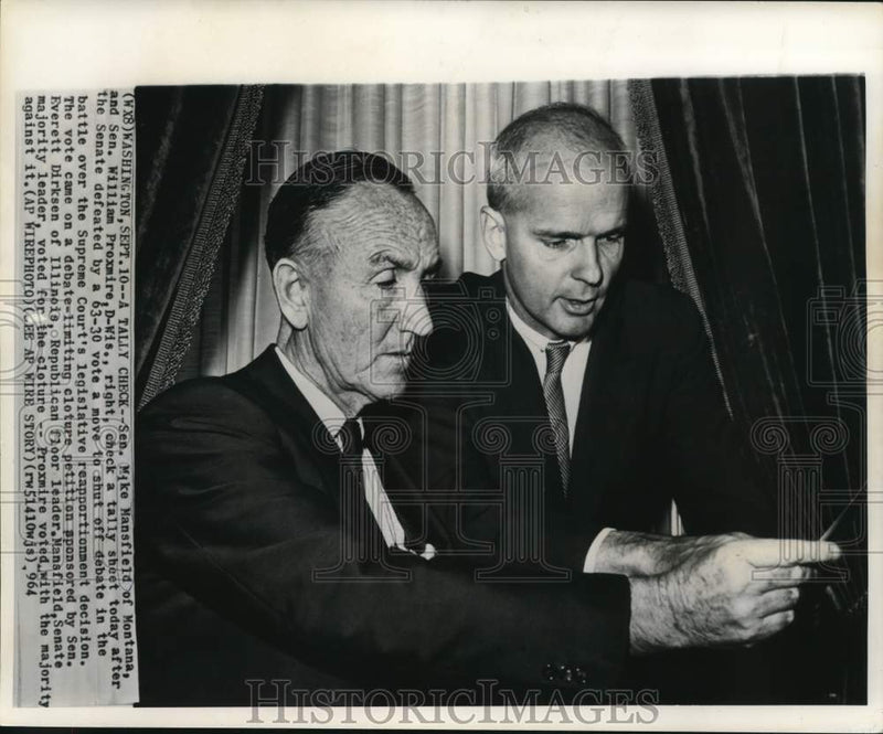 Load image into Gallery viewer, 1964 Press Photo Senators Mike Mansfield and Proxmire check vote tally sheet
