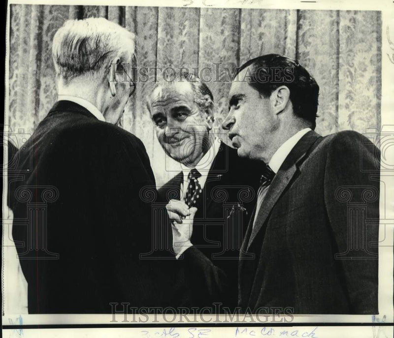 Load image into Gallery viewer, 1970 Press Photo Retiring House Speaker McCormack honored by Presidents
