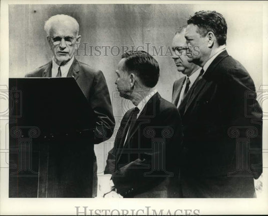 1966 Press Photo Representative John W. McCormack of Massachusetts and others