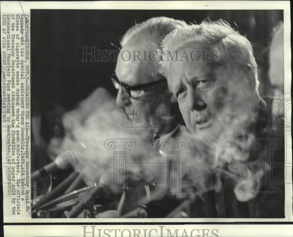 1969 Press Photo Treasury Secretary Kennedy and Donnelly at news conference.