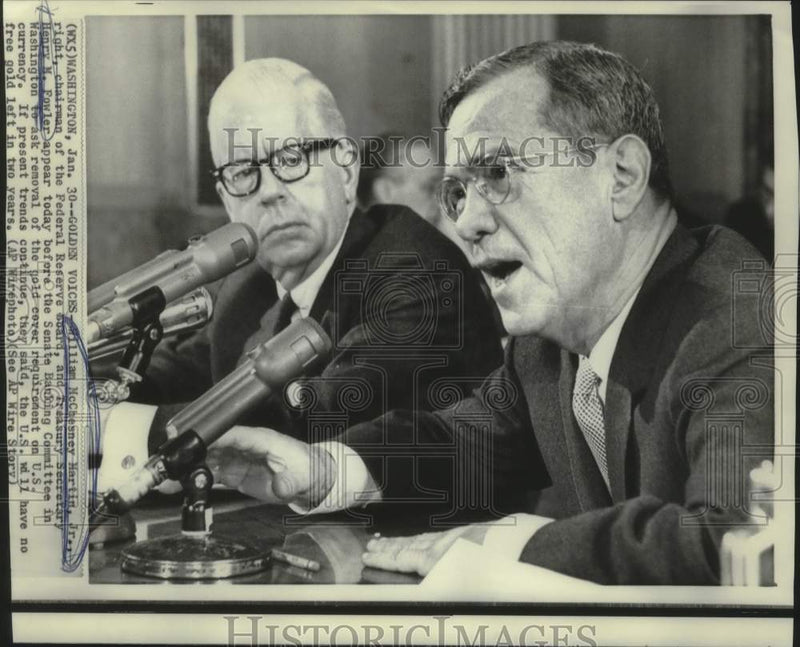 Load image into Gallery viewer, 1968 Press Photo William Martin and Fowler at Senate Banking Committee hearing
