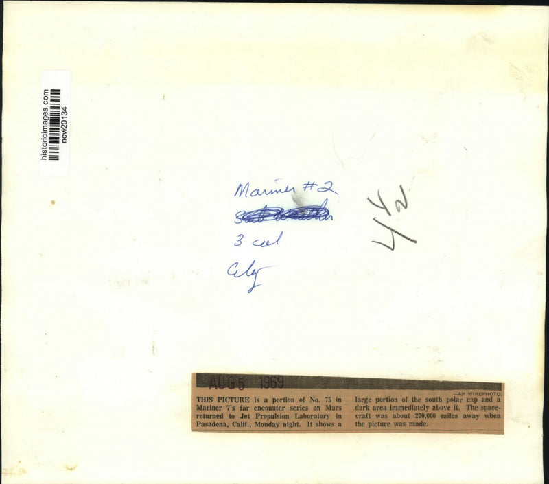 Load image into Gallery viewer, 1969 Press Photo Mariner 7's photo of far encounter series on Mars - now20134
