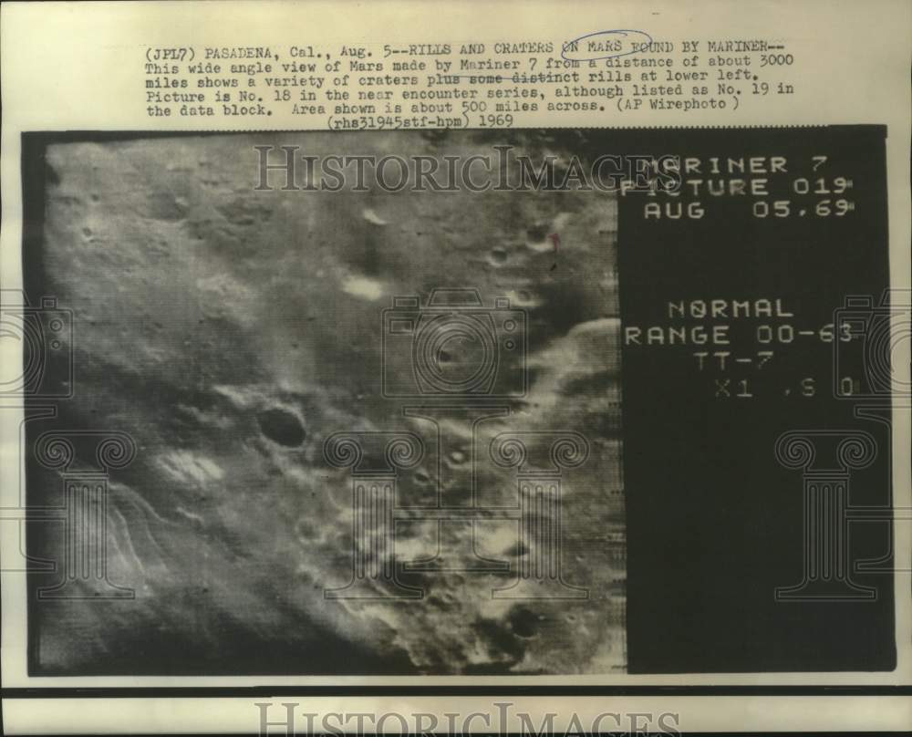 1969 Press Photo Wide angle view of Mars made by Mariner 7 - now20141