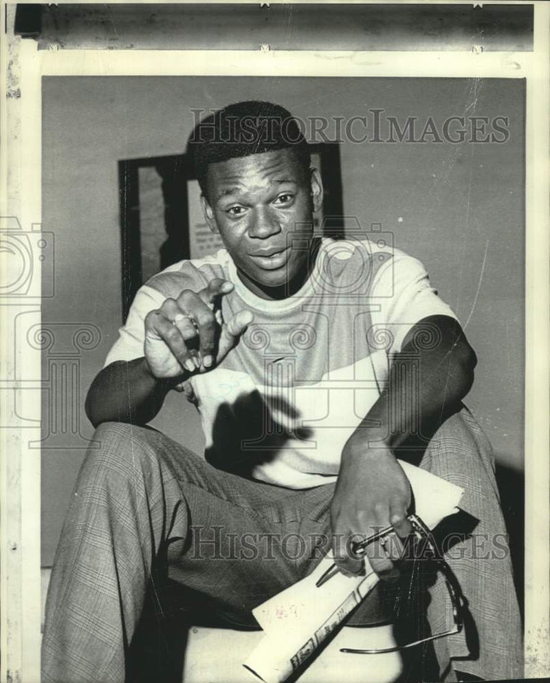 Load image into Gallery viewer, 1970 Press Photo Walter Lee Martin, 15-year-old Vietnam veteran - now20246
