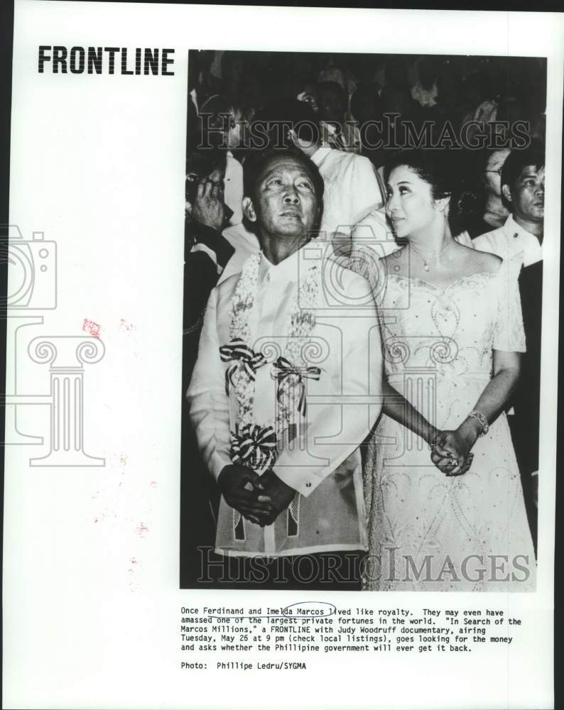 Load image into Gallery viewer, 1967 Press Photo Ferdinand and Imelda Marcos of the Philippines - now20272
