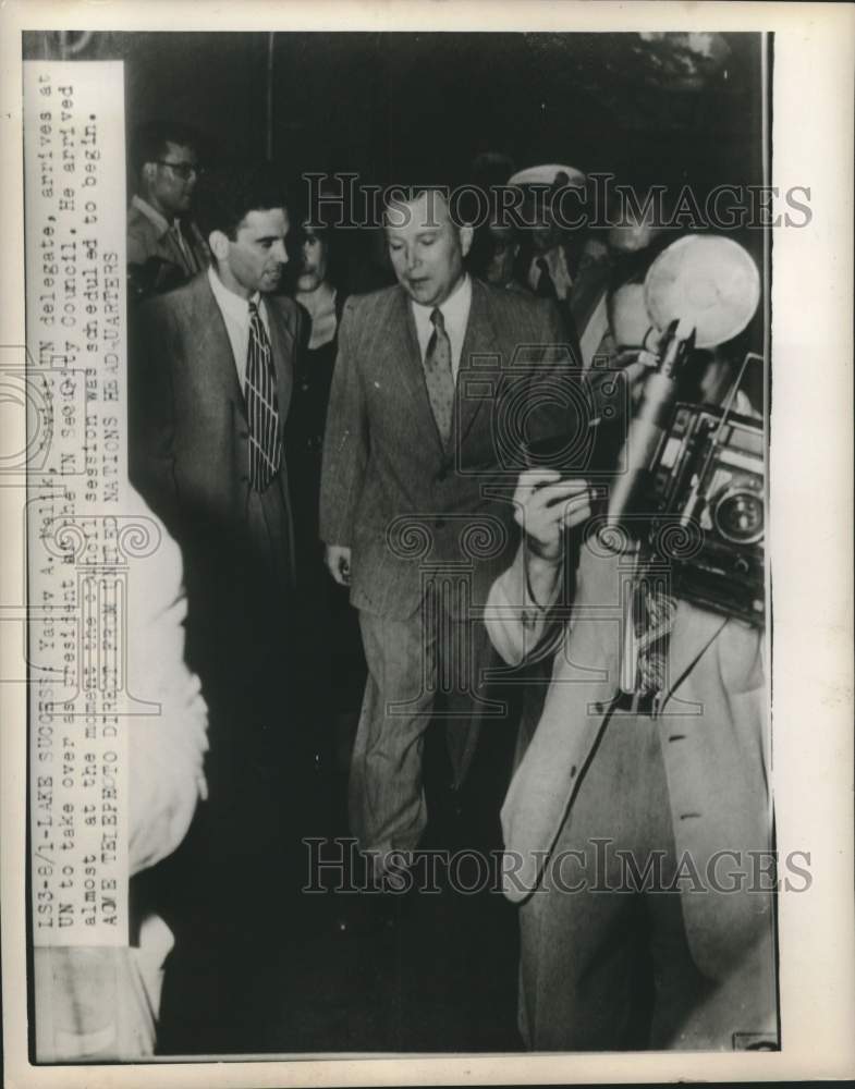 Load image into Gallery viewer, 1950 Press Photo Soviet delegate Yacov Malik arrives at UN, Lake Success, NY
