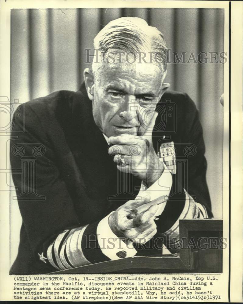 1971 Press Photo Admiral John McCain at Pentagon news conference - now20366