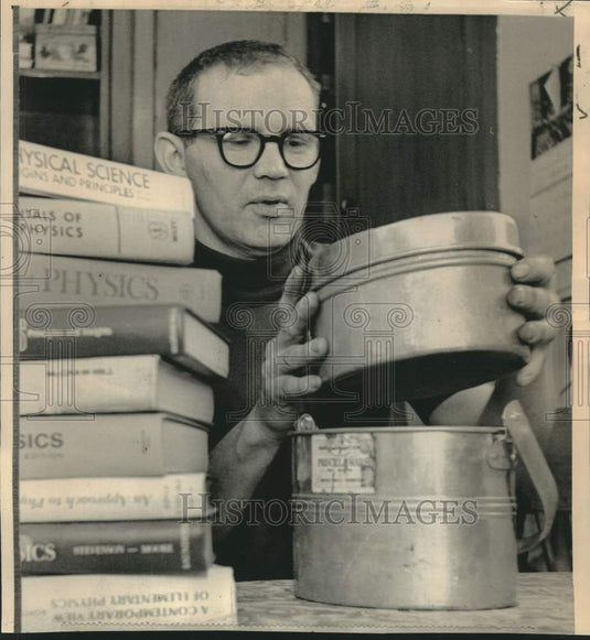 1974 Press Photo Former college professor John Magan now a coal miner.