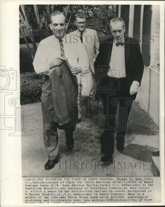 1965 Press Photo Thomas Mann and others try for peace in Santo Domingo