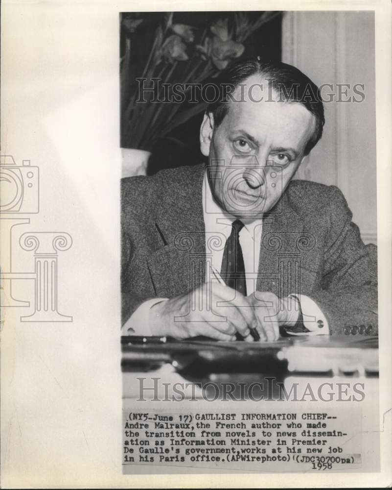 1958 Press Photo France's Information Minister Andre Malraux in Paris office