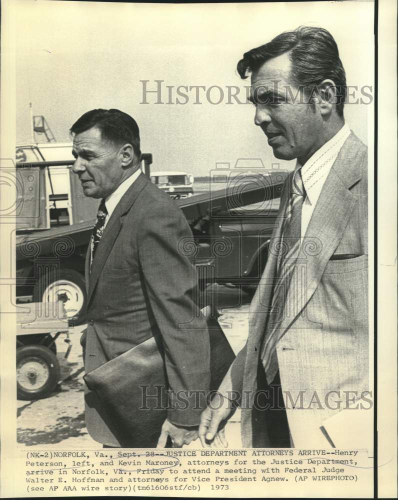 1973 Press Photo Justice Department attorneys Kevin Maroney and Peterson in VA