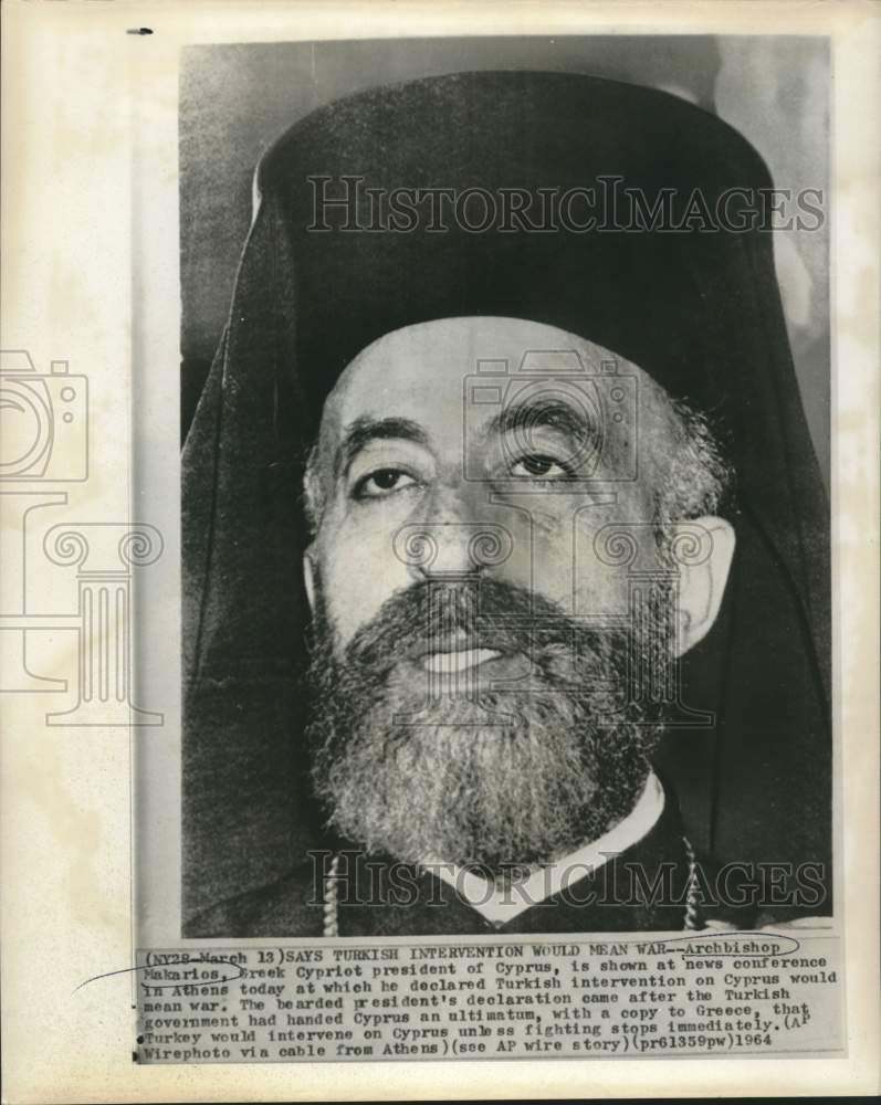 Load image into Gallery viewer, 1964 Press Photo Cyprus President Archbishop Makarios at press conference
