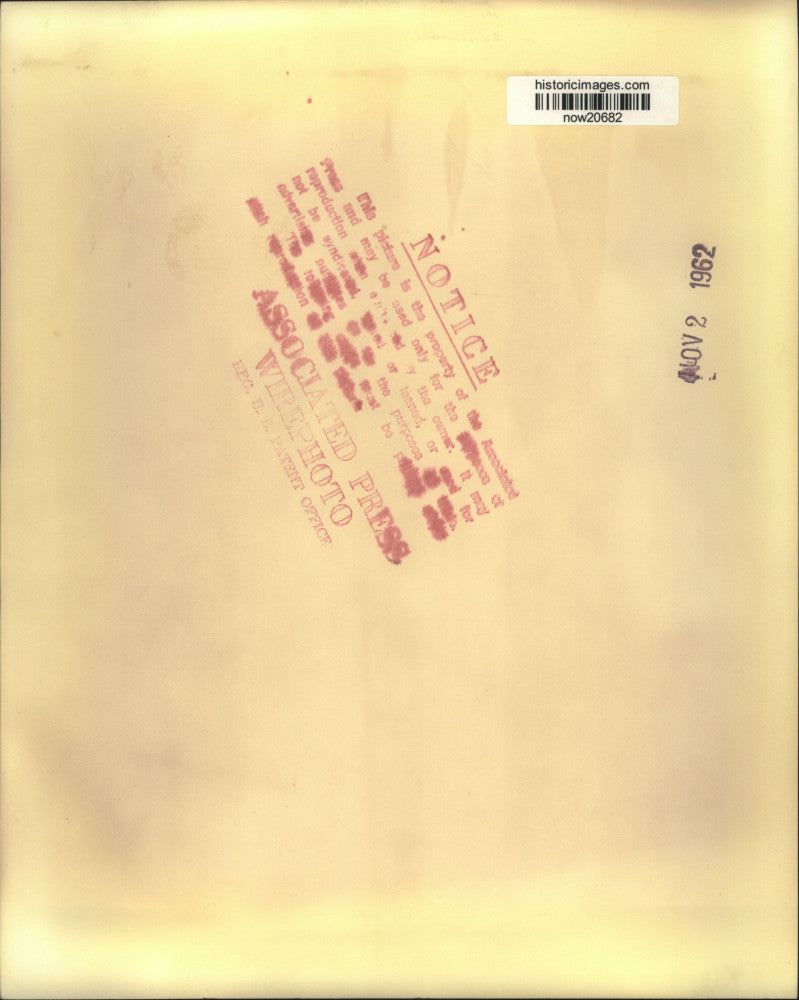 1962 Press Photo British Prime Minister Macmillan leaves Admiralty House