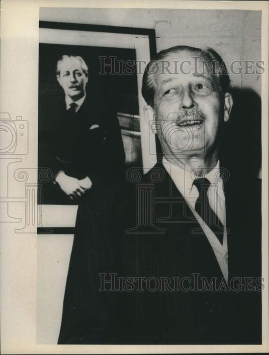 1961 Press Photo England's Prime Minister Macmillan - now20683