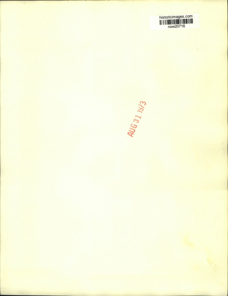 1973 Press Photo Peter Mahoney and another Gainesville 8 defendant play football