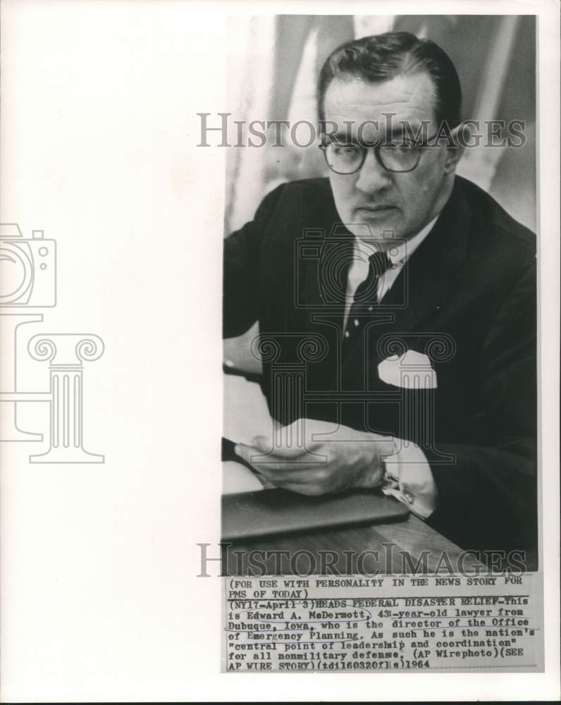 1964 Press Photo Emergency Planning Director Edward McDermott in Washington