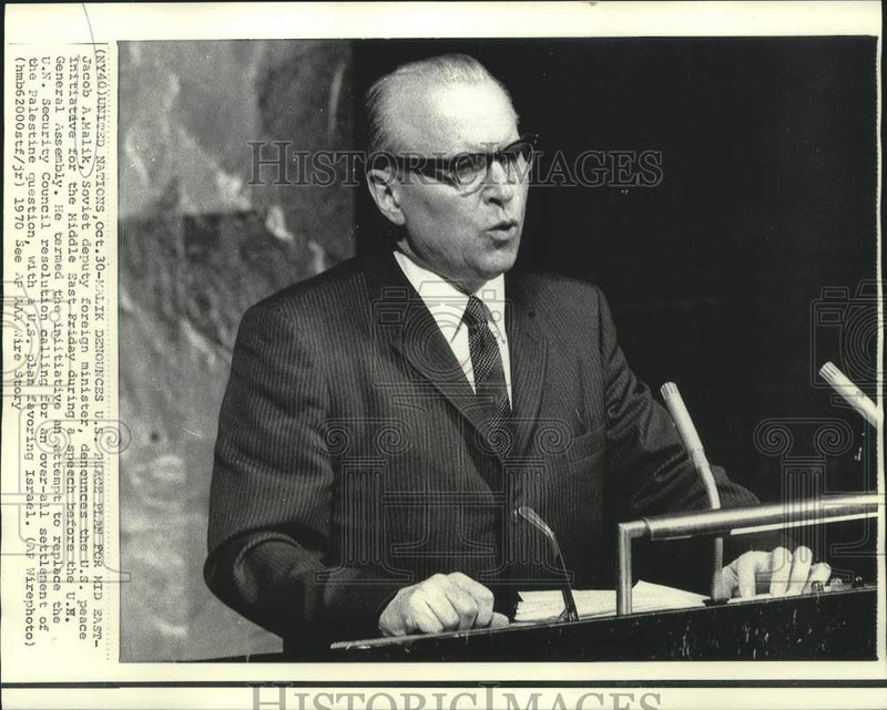 Load image into Gallery viewer, 1970 Press Photo Soviet Jacob Malik speaks at United Nations General Assembly
