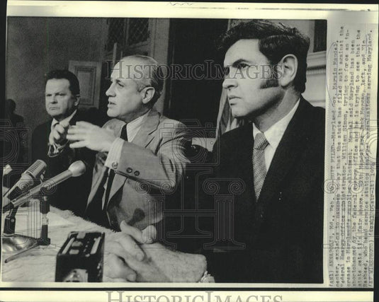 1974 Press Photo Marvin Mandel & others, gas crunch news conference, Maryland