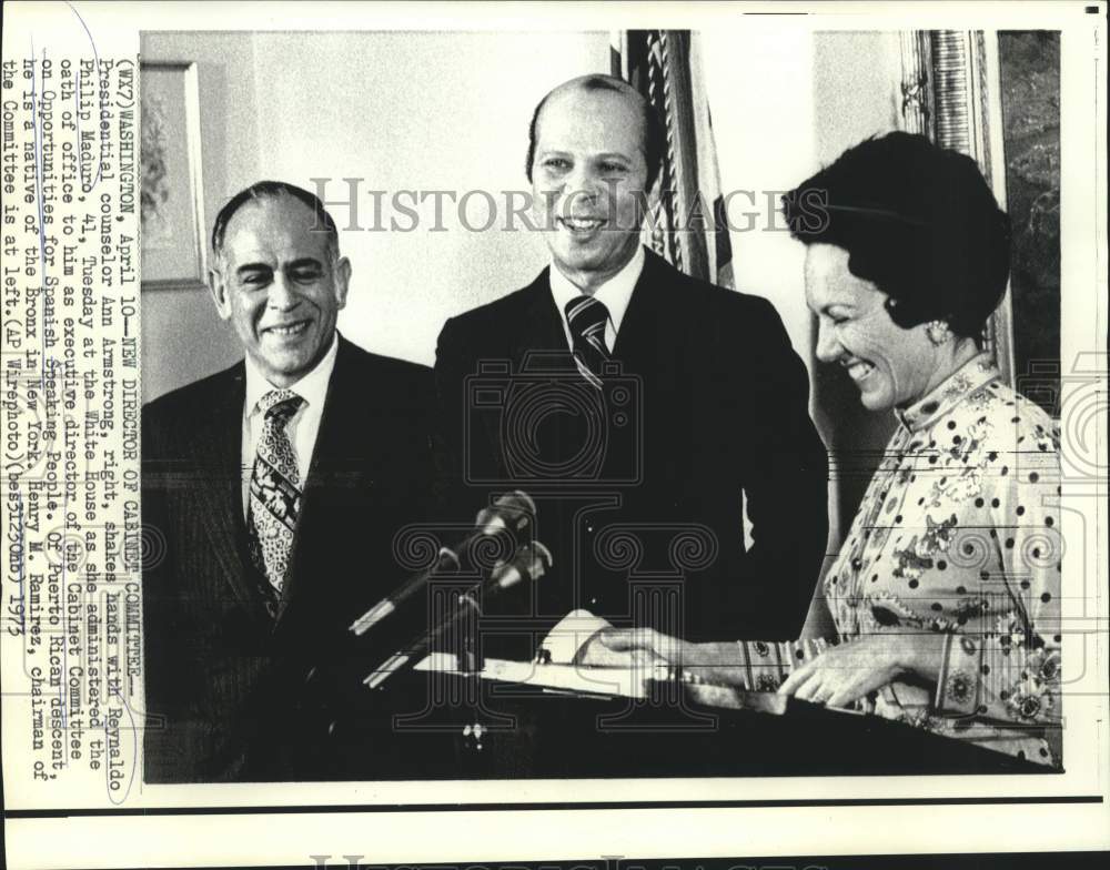 1973 Press Photo Cabinet Committee Director Maduro with others at White House