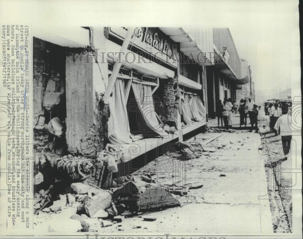 1968 Press Photo Wreckage on a main street after earthquake, Manila, Philippines