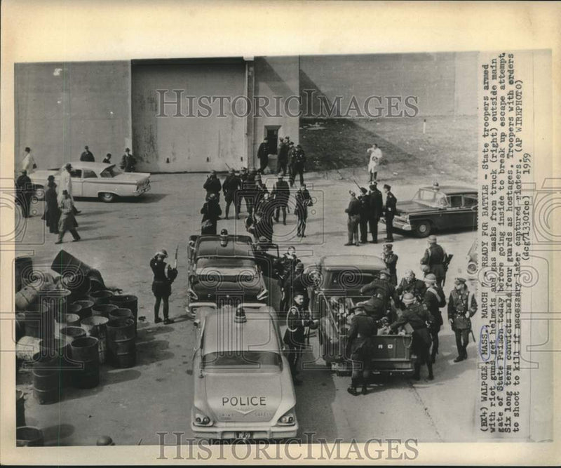 Load image into Gallery viewer, 1959 Press Photo State troopers with riot equipment enter State Prison in MA
