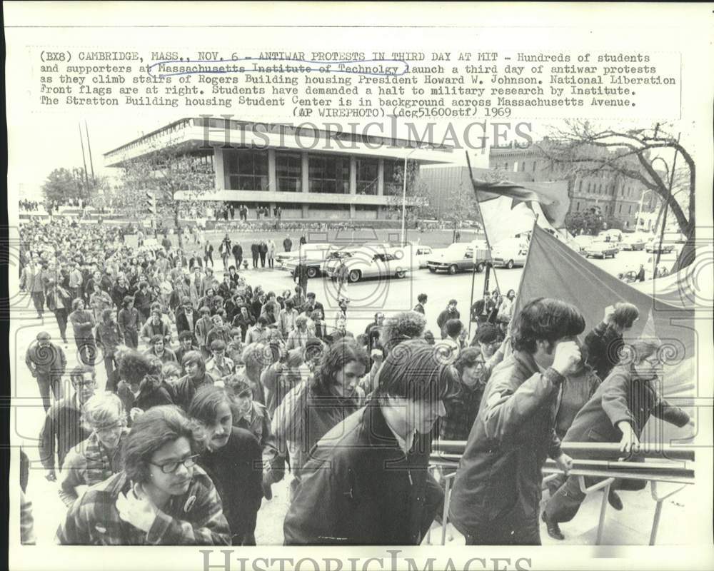 1969 Press Photo Antiwar protesters at Massachusetts Institute of Technology