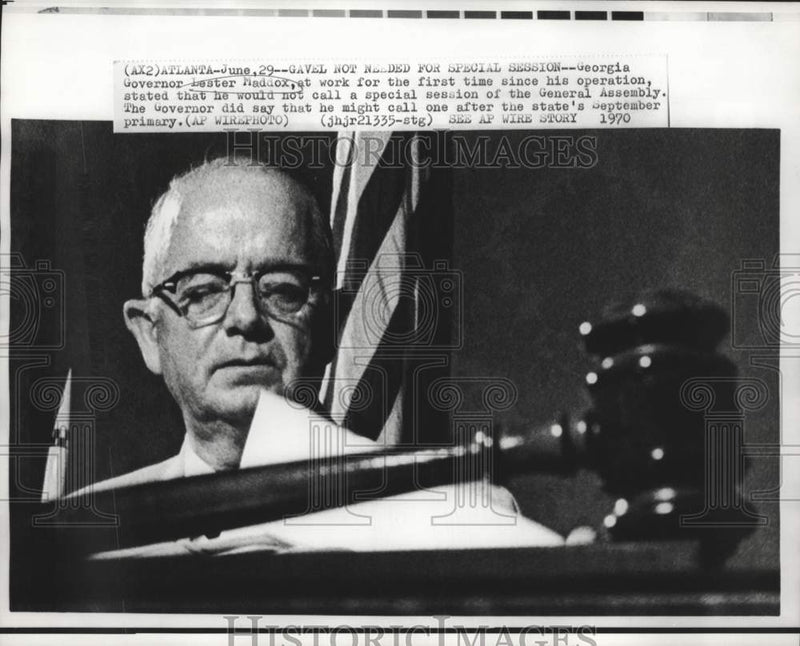 Load image into Gallery viewer, 1970 Press Photo Georgia Governor Maddox at Capitol office in Atlanta.
