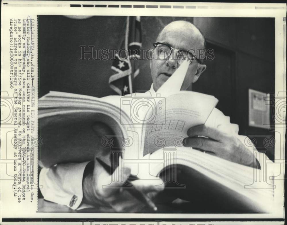 1968 Press Photo Georgia Governor Maddox researches 1969-70 State Budget