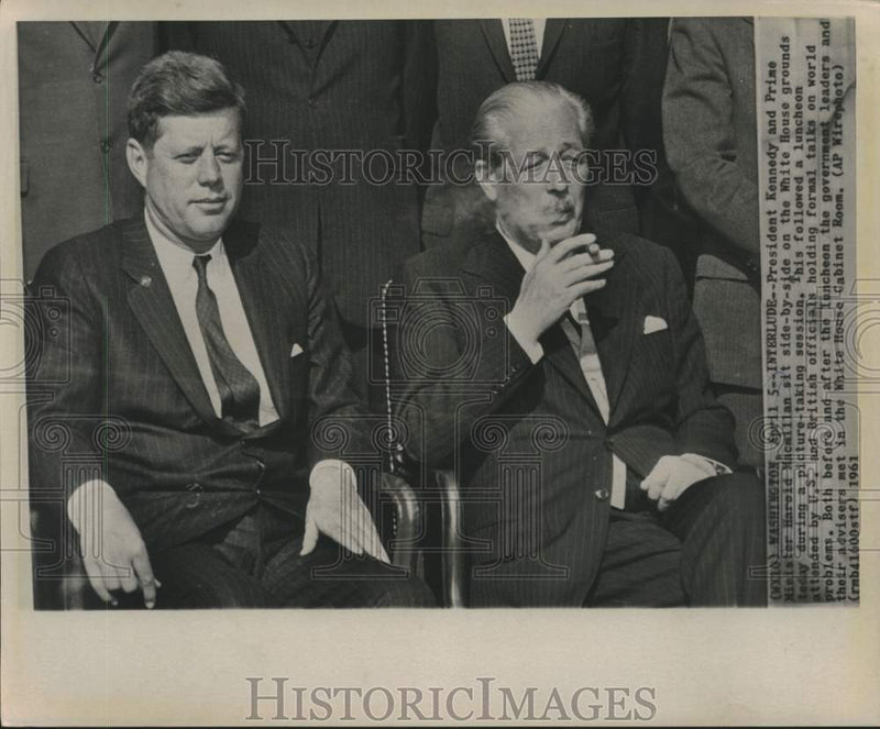 Load image into Gallery viewer, 1961 Press Photo President Kennedy and Prime Minister Macmillan in photo session
