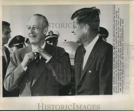 1962 Press Photo Britain's Macmillan and President Kennedy at Andrews AFB