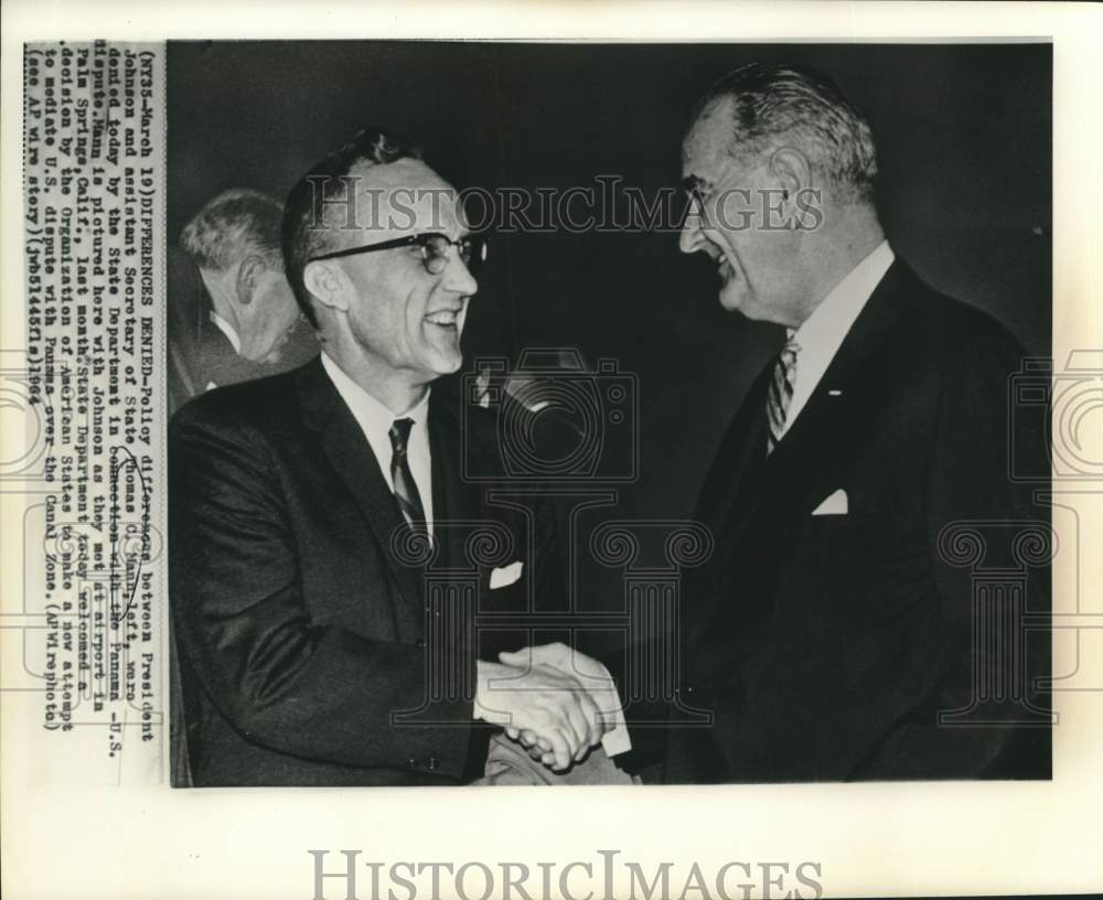 1964 Press Photo Assistant Secretary of State Mann and Johnson in Palm Springs