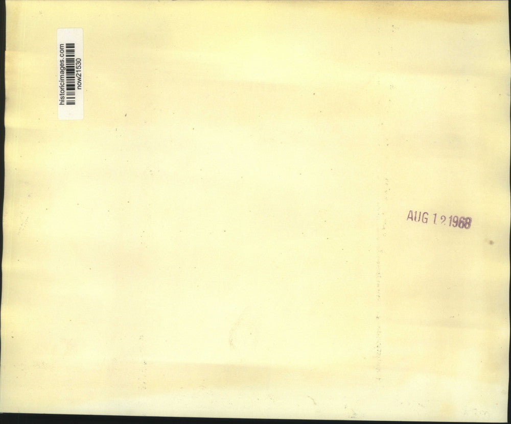 1968 Press Photo Senator McCarthy greeted by supporters at Houston airport