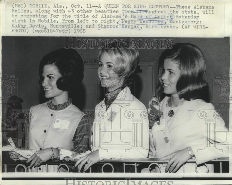 Load image into Gallery viewer, 1968 Press Photo Contestants for Alabama Maid of Cotton - now21598
