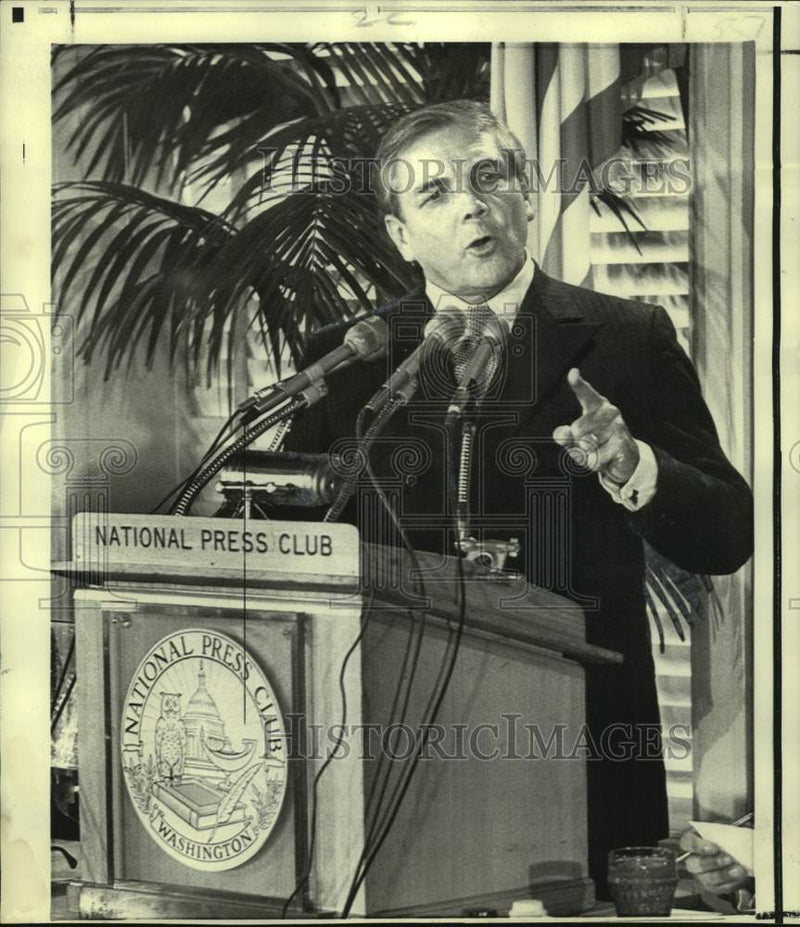 Load image into Gallery viewer, 1970 Press Photo Louisiana Governor McKeithen speaks at National Press Club
