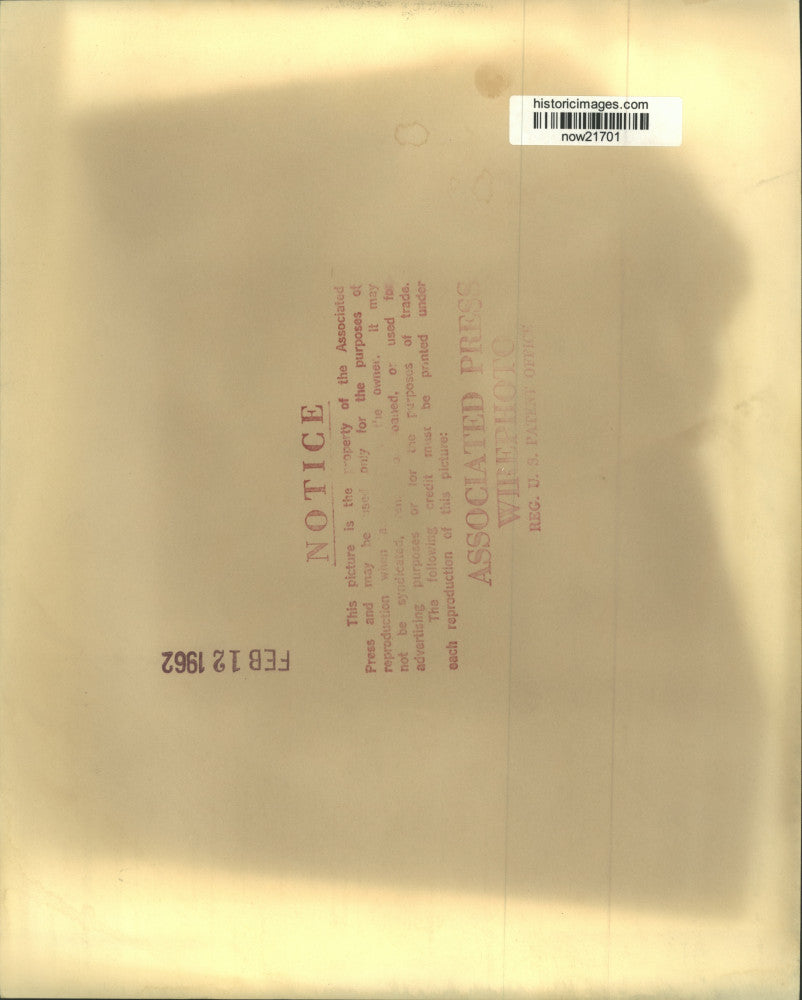 1960 Press Photo Prime Minister Macmillan at Lord Home's Lanarkshire estate