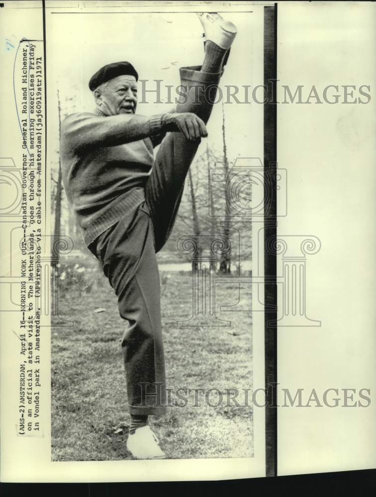 Load image into Gallery viewer, 1971 Press Photo Canada's Michener exercises in Amsterdam's Vondel Park
