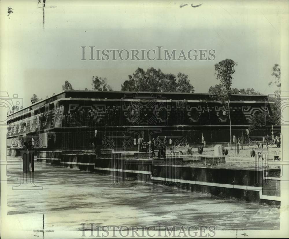 1965 Press Photo Municipal Water Works, Chapultepec, Mexico City - now22467
