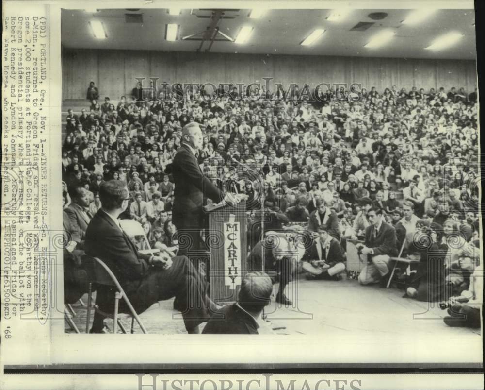 1968 Press Photo Senator Eugene McCarthy at Portland State College in Oregon