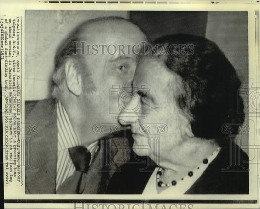 1971 Press Photo US Representative Seymour Halpern Greets Israeli Premier