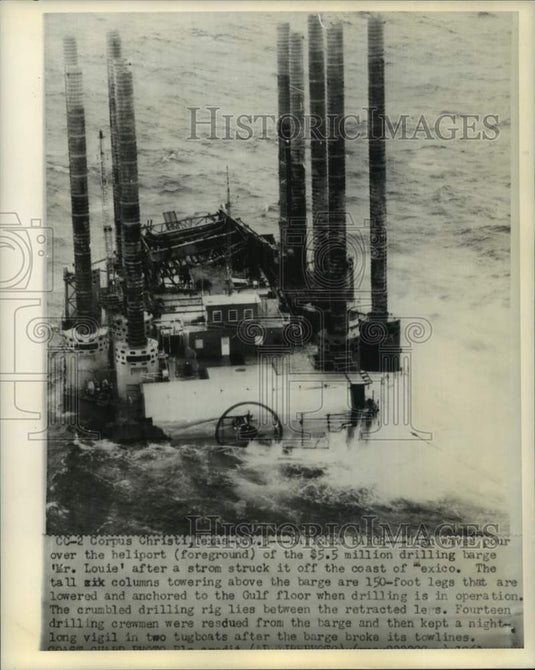 1961 Press Photo High waves pour drilling barge heliport in Corpus Christi, TX